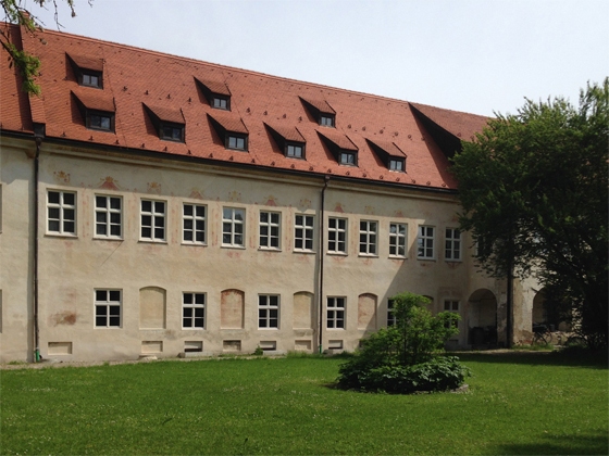 Restaurierte und konservierte Fassade West